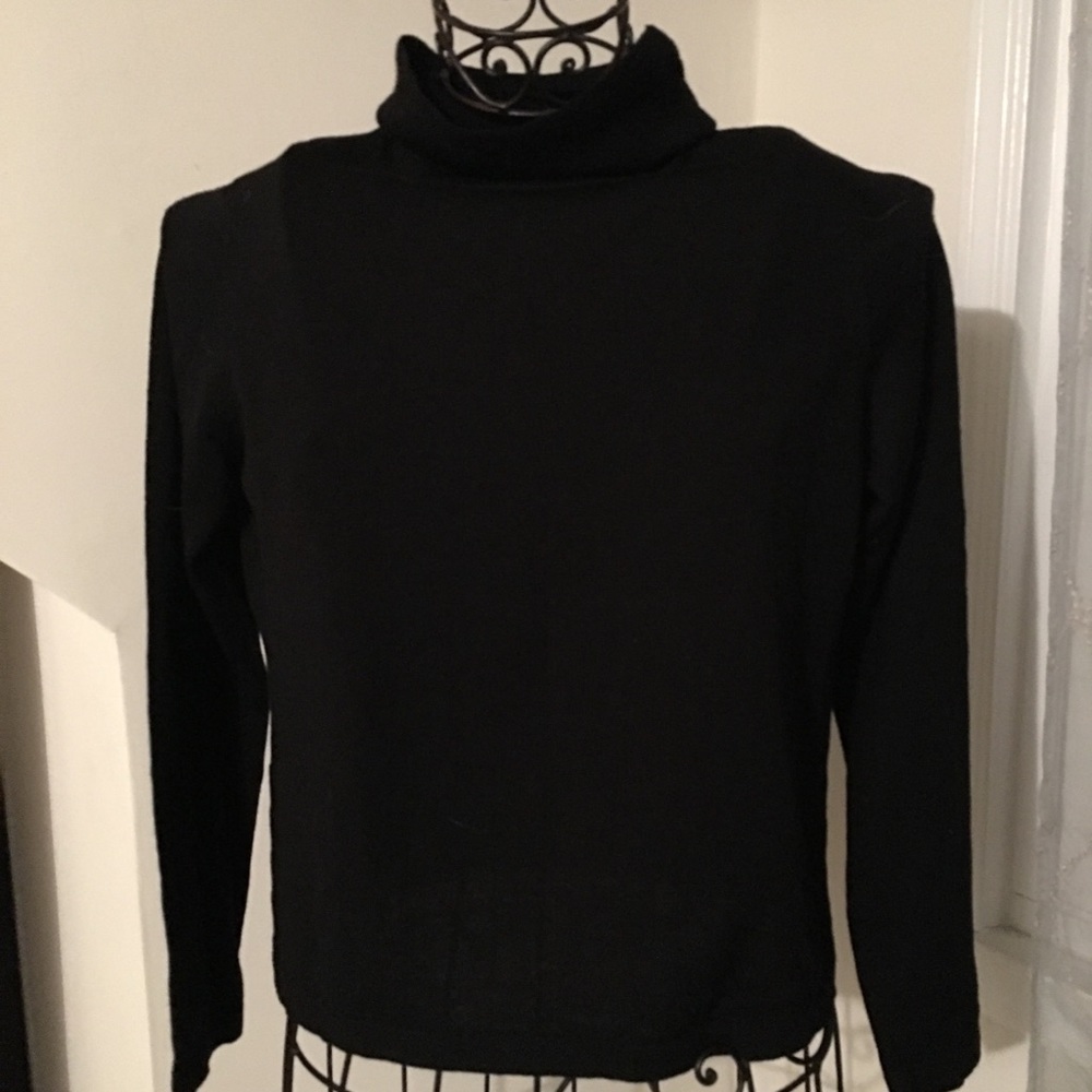 EUC black turtleneck sweater